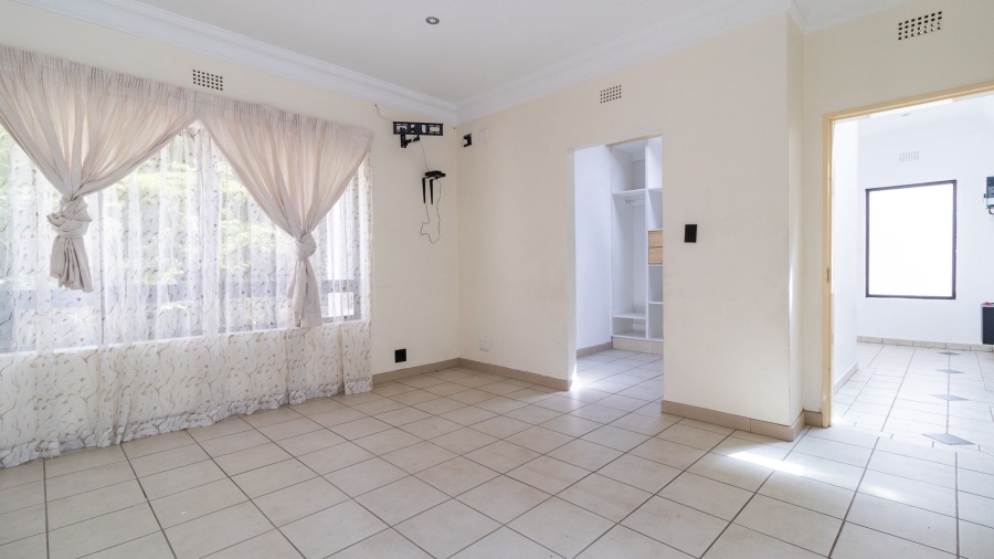 4 Bedroom Property for Sale in Bassonia Gauteng