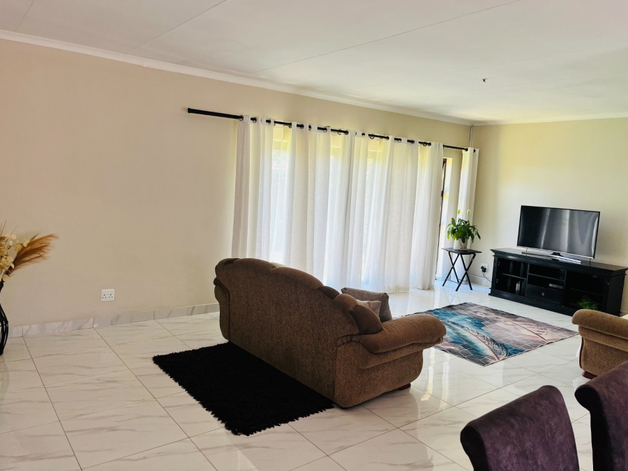 3 Bedroom Property for Sale in Dorandia Gauteng