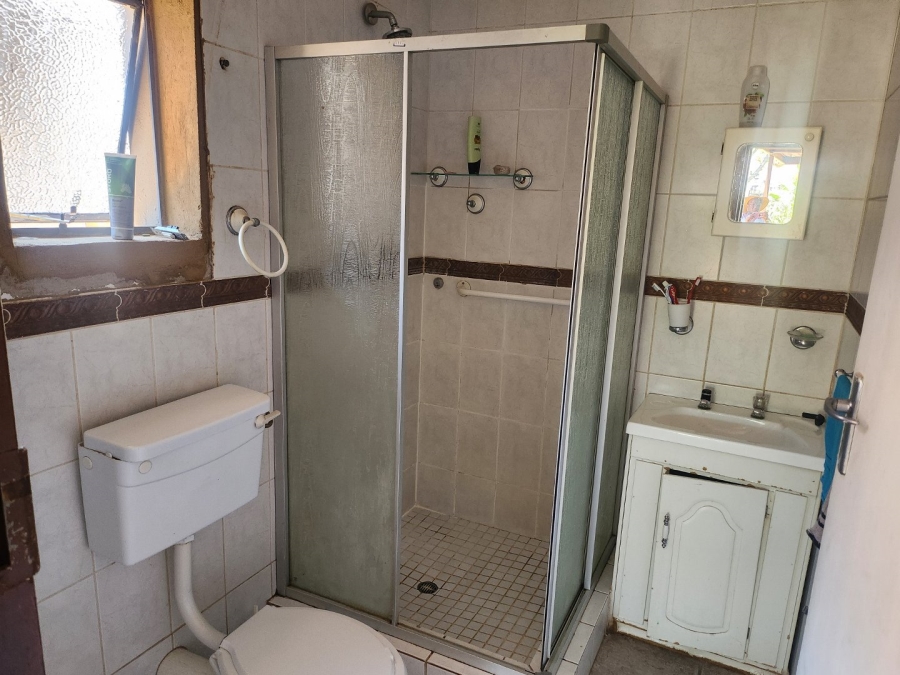 3 Bedroom Property for Sale in Dorandia Gauteng