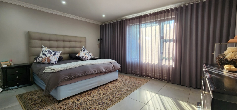 4 Bedroom Property for Sale in Alberante Gauteng