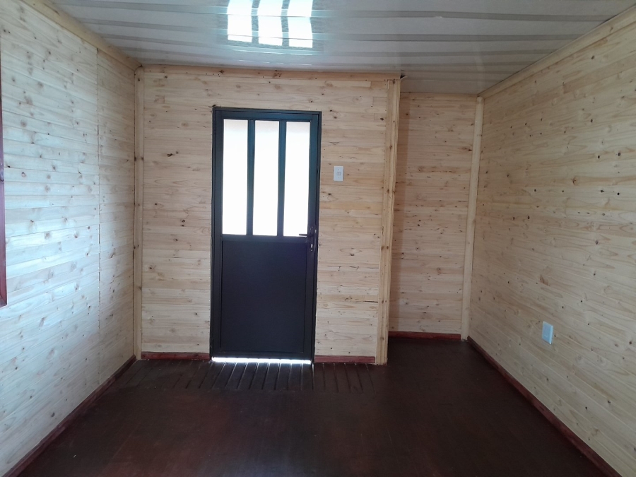 To Let 2 Bedroom Property for Rent in Glen Austin Gauteng