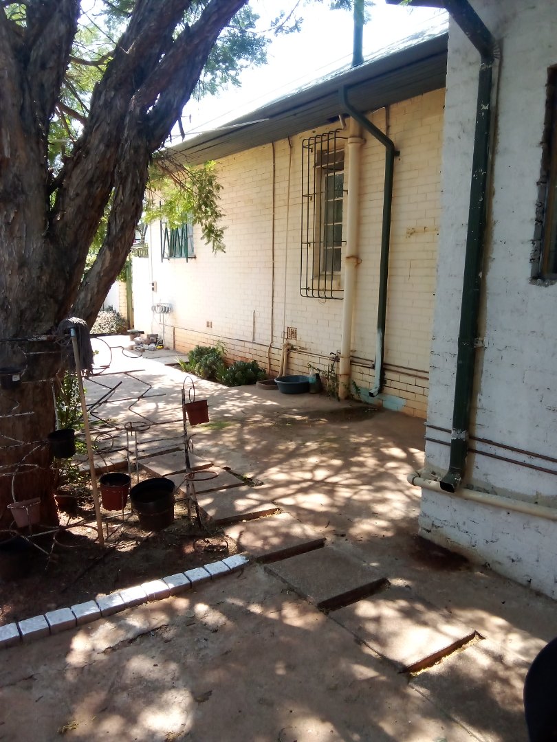 10 Bedroom Property for Sale in Auckland Park Gauteng