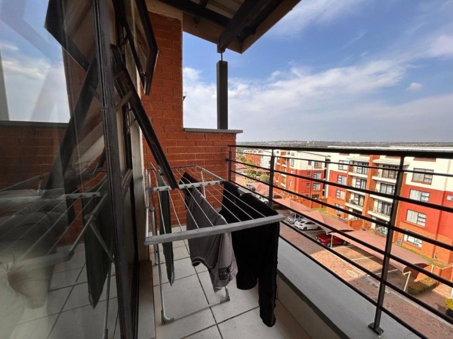 2 Bedroom Property for Sale in Greenstone Hill Gauteng