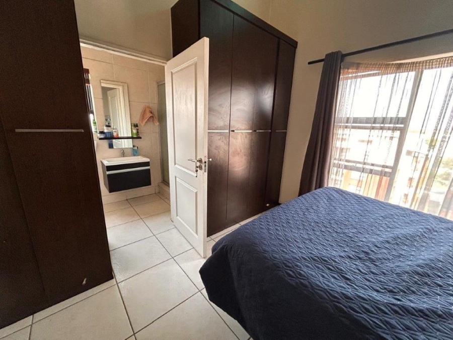 2 Bedroom Property for Sale in Greenstone Hill Gauteng