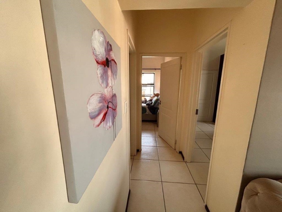 2 Bedroom Property for Sale in Greenstone Hill Gauteng