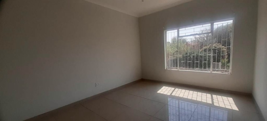 To Let 5 Bedroom Property for Rent in Heuweloord Gauteng