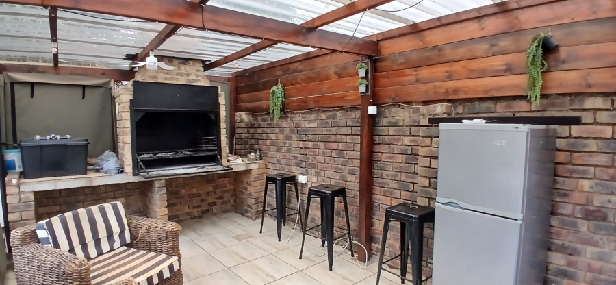 3 Bedroom Property for Sale in Heuweloord Gauteng