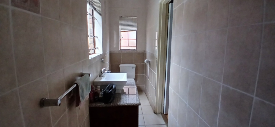 3 Bedroom Property for Sale in Heuweloord Gauteng