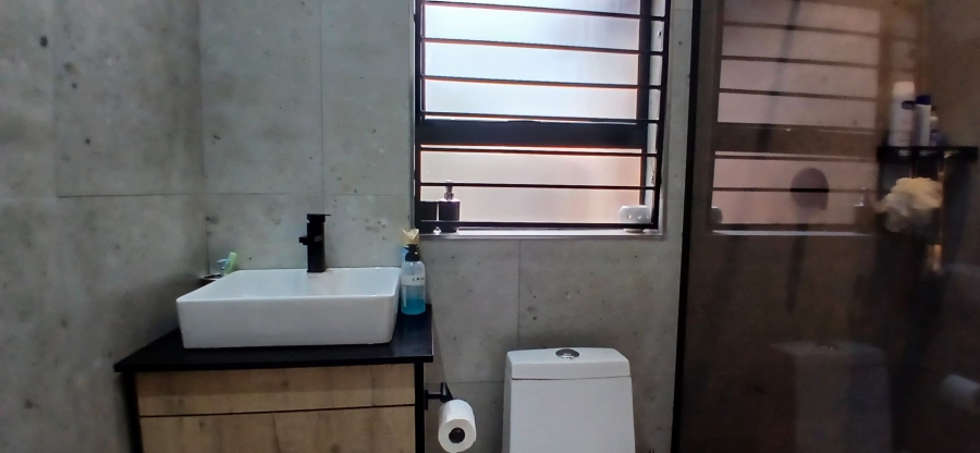 3 Bedroom Property for Sale in Heuweloord Gauteng