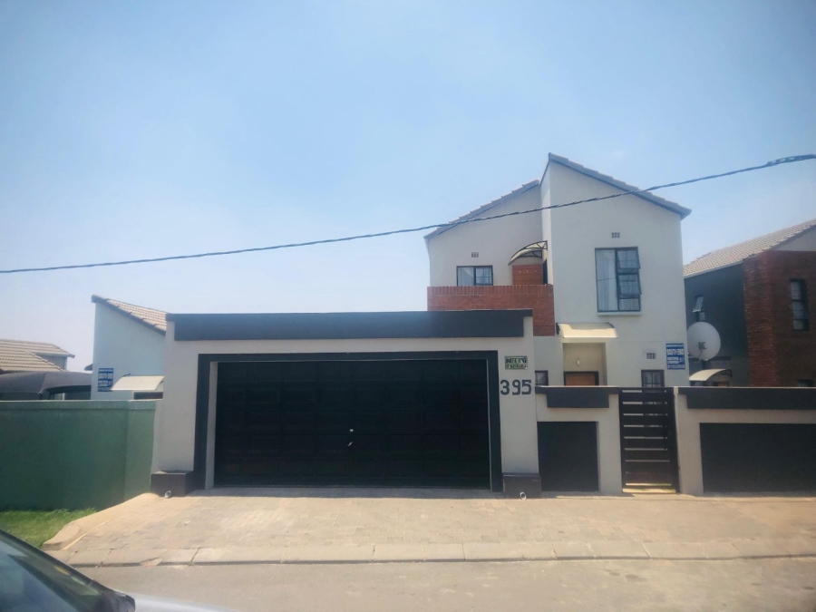 3 Bedroom Property for Sale in South Hills Gauteng