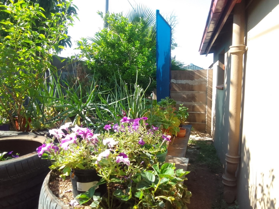 3 Bedroom Property for Sale in Jan Niemand Park Gauteng