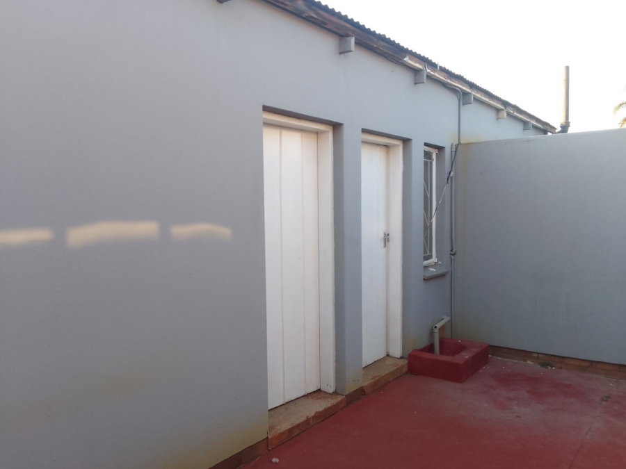 3 Bedroom Property for Sale in East Lynne Gauteng