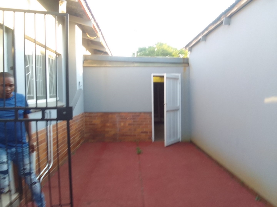 3 Bedroom Property for Sale in East Lynne Gauteng