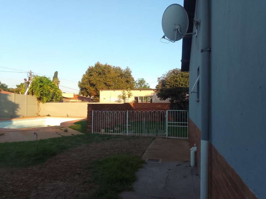 3 Bedroom Property for Sale in East Lynne Gauteng