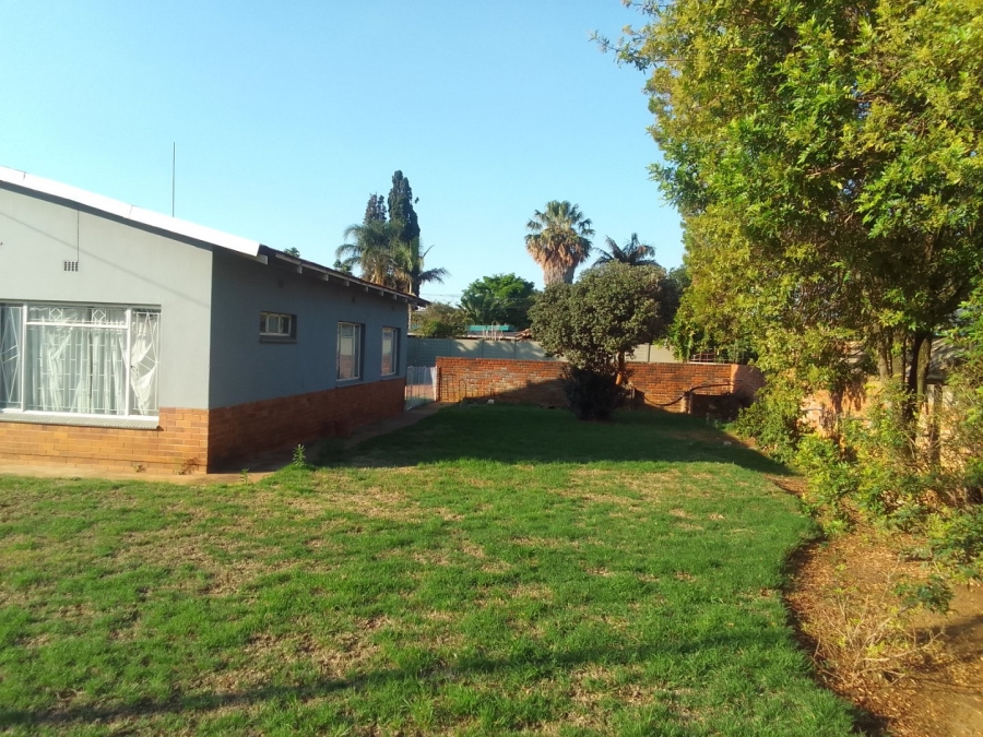 3 Bedroom Property for Sale in East Lynne Gauteng