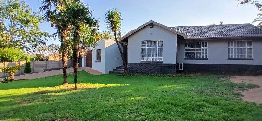 To Let 3 Bedroom Property for Rent in Heuweloord Gauteng