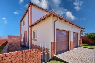 3 Bedroom Property for Sale in The Reeds Gauteng