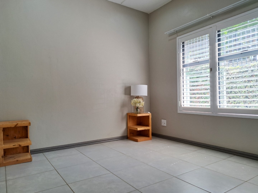 To Let 2 Bedroom Property for Rent in Hyde Park Gauteng