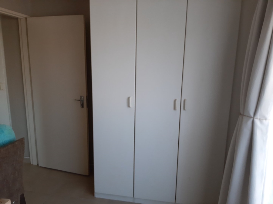  Bedroom Property for Sale in Rooihuiskraal North Gauteng