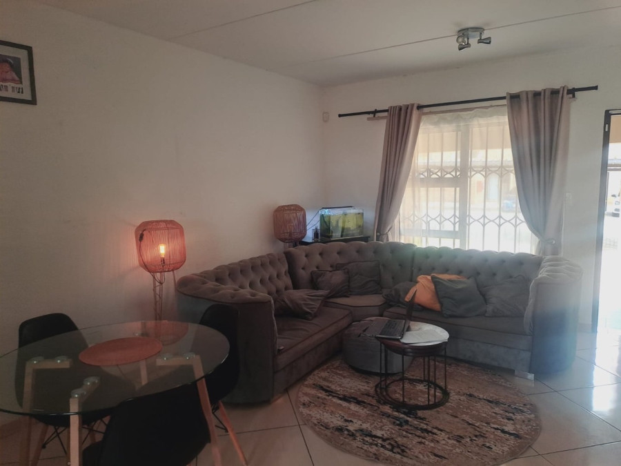 2 Bedroom Property for Sale in Sunair Park Gauteng