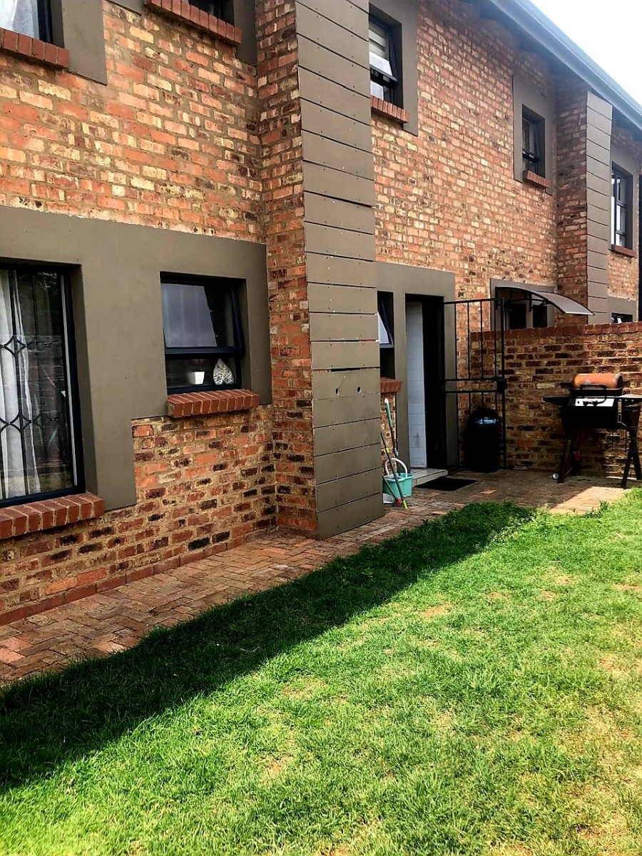 2 Bedroom Property for Sale in Sunair Park Gauteng