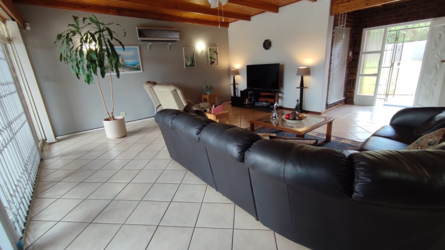 4 Bedroom Property for Sale in Eldoraigne Gauteng