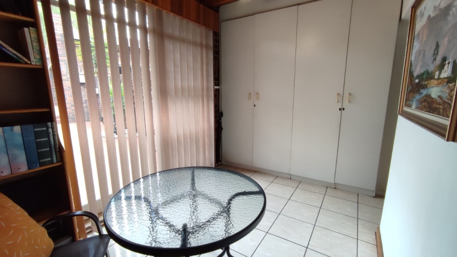 4 Bedroom Property for Sale in Eldoraigne Gauteng