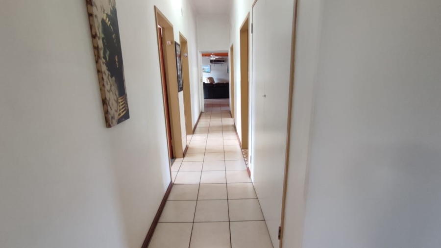 4 Bedroom Property for Sale in Eldoraigne Gauteng