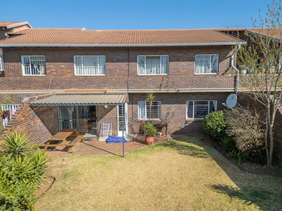 3 Bedroom Property for Sale in Eden Glen Gauteng