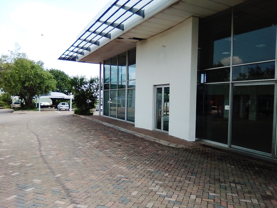 To Let commercial Property for Rent in Halfway House Gauteng