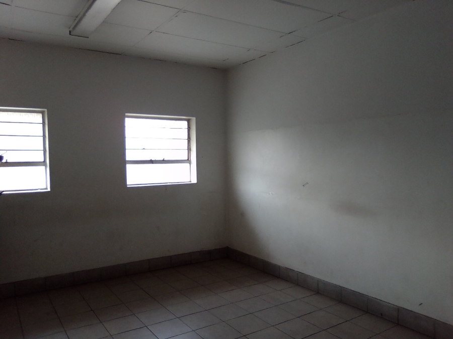 To Let commercial Property for Rent in Halfway House Gauteng