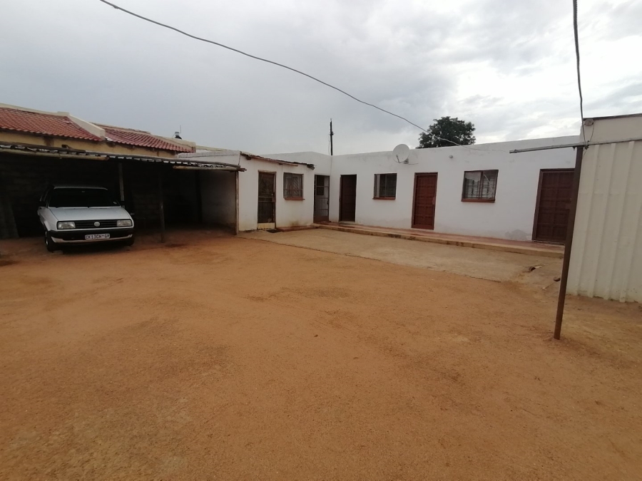 7 Bedroom Property for Sale in Soshanguve X Gauteng