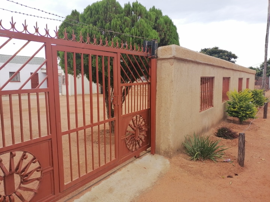 7 Bedroom Property for Sale in Soshanguve X Gauteng