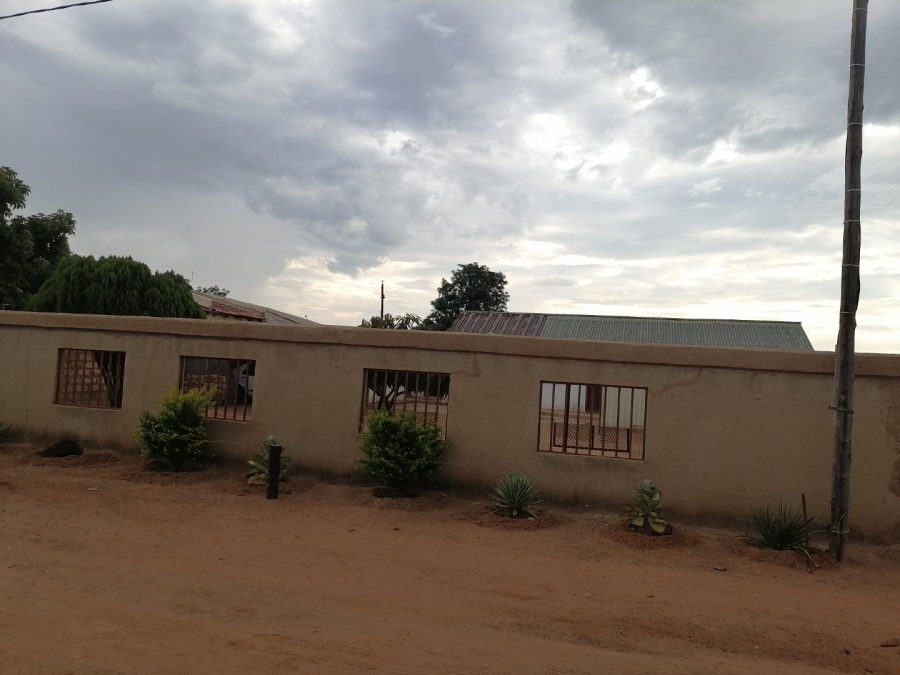 7 Bedroom Property for Sale in Soshanguve X Gauteng