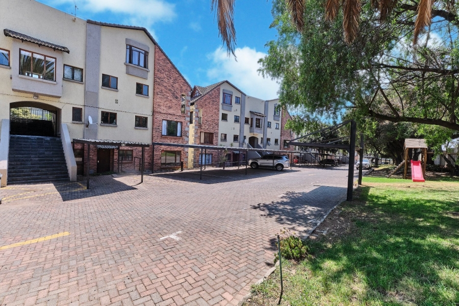 2 Bedroom Property for Sale in Randpark Ridge Gauteng