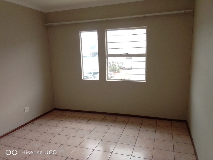 2 Bedroom Property for Sale in Ridgeway Gauteng