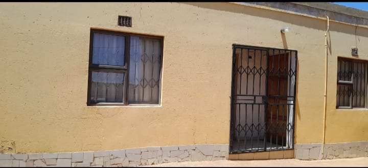  Bedroom Property for Sale in Orange Farm Gauteng