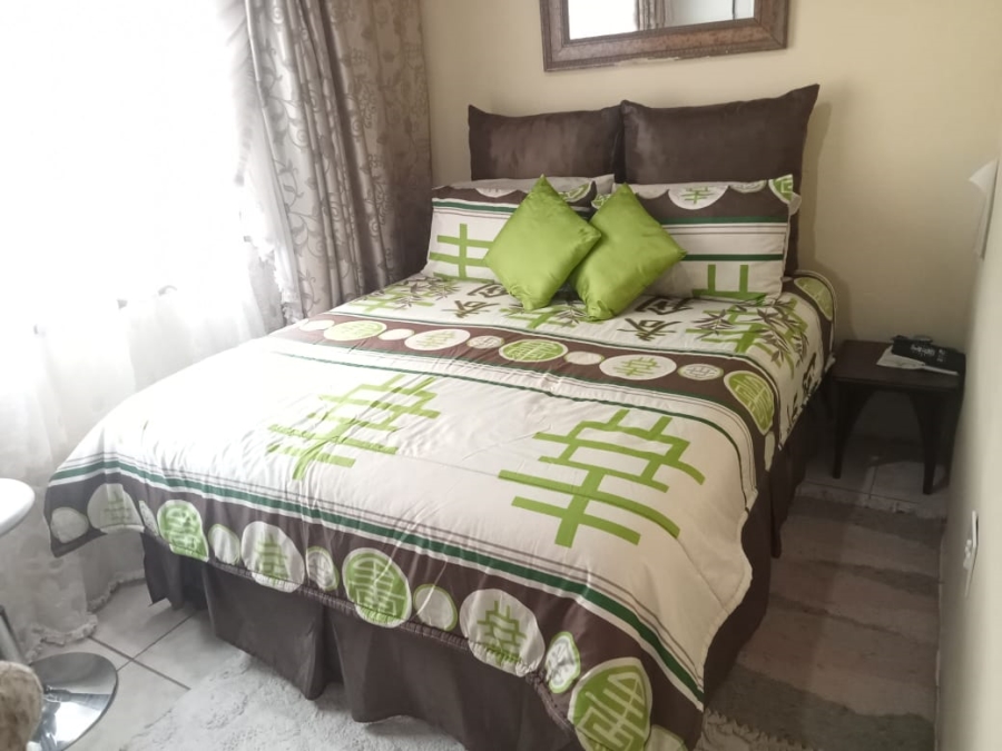  Bedroom Property for Sale in Orange Farm Gauteng