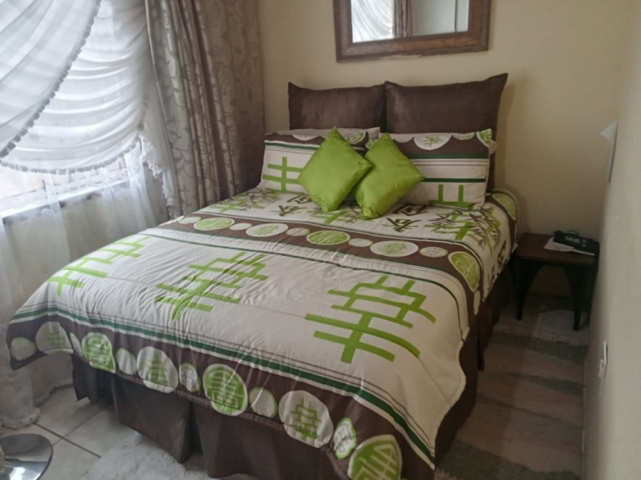  Bedroom Property for Sale in Orange Farm Gauteng