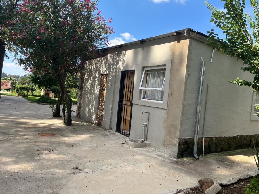 5 Bedroom Property for Sale in Eikenhof Gauteng