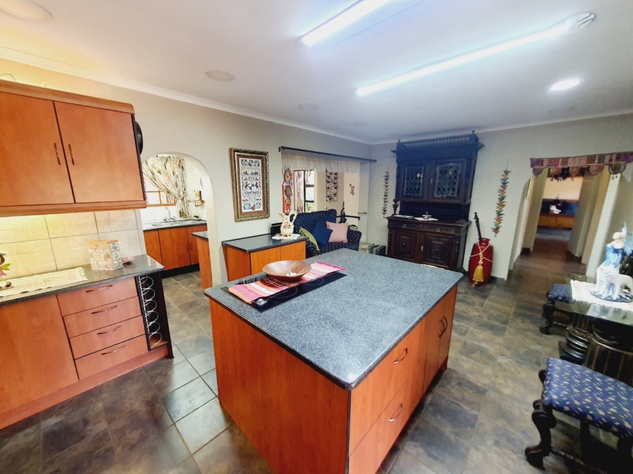 4 Bedroom Property for Sale in Pierre Van Ryneveld Gauteng