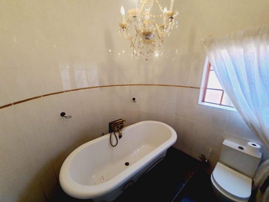 4 Bedroom Property for Sale in Pierre Van Ryneveld Gauteng