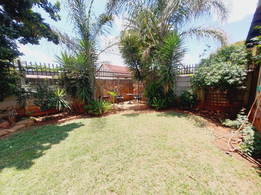 4 Bedroom Property for Sale in Pierre Van Ryneveld Gauteng