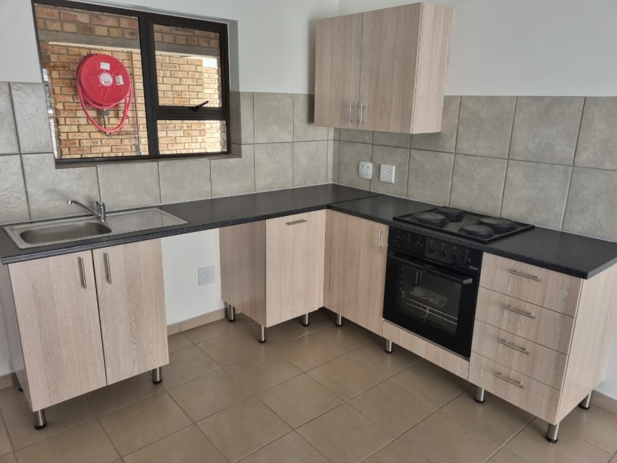 To Let 2 Bedroom Property for Rent in Albertsdal Gauteng