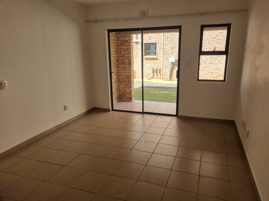 To Let 2 Bedroom Property for Rent in Albertsdal Gauteng