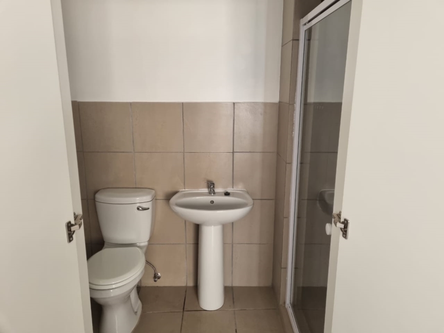 To Let 2 Bedroom Property for Rent in Albertsdal Gauteng