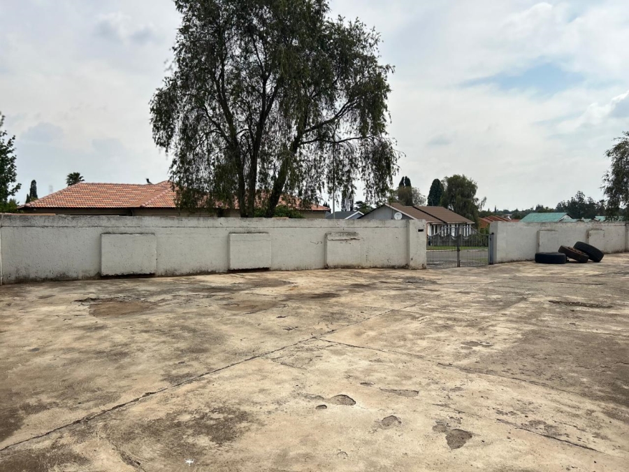 4 Bedroom Property for Sale in Dalpark Gauteng