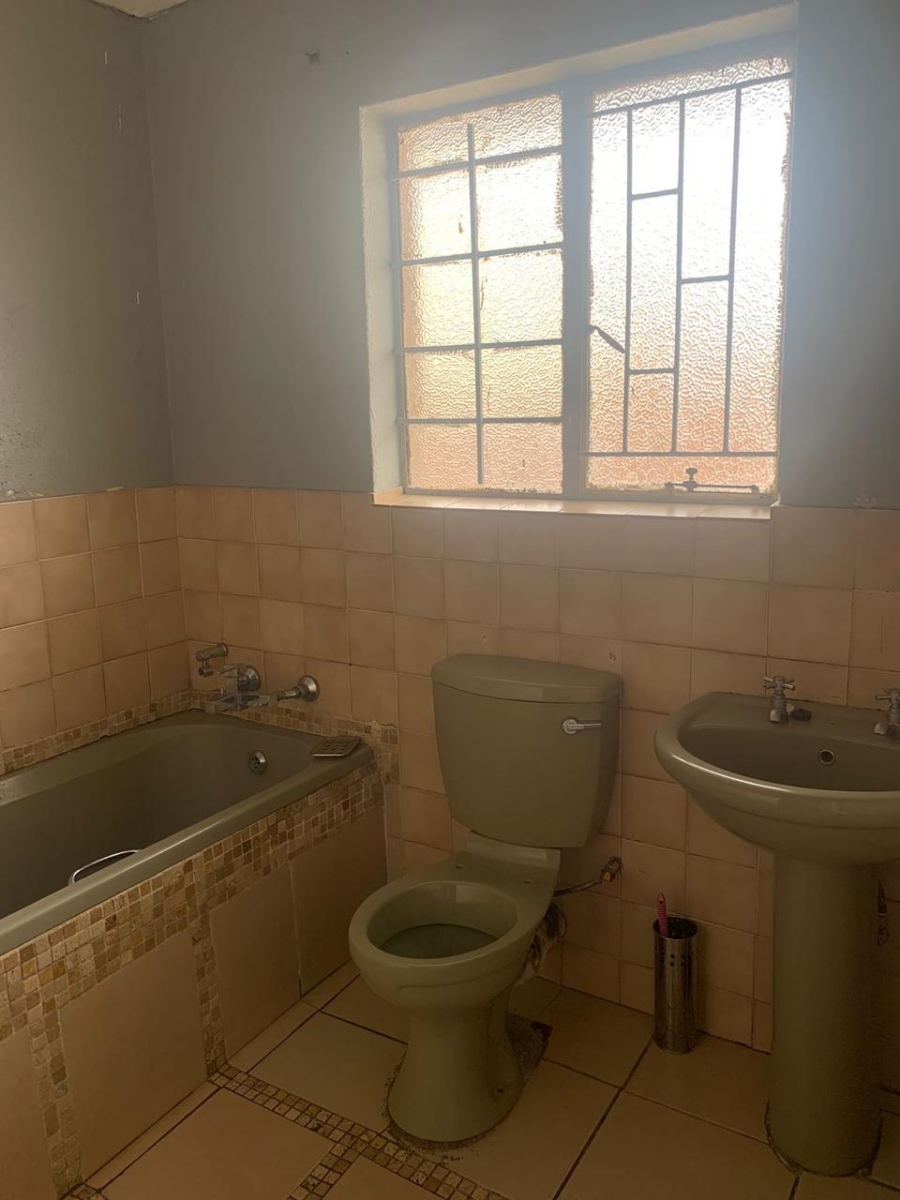 4 Bedroom Property for Sale in Dalpark Gauteng