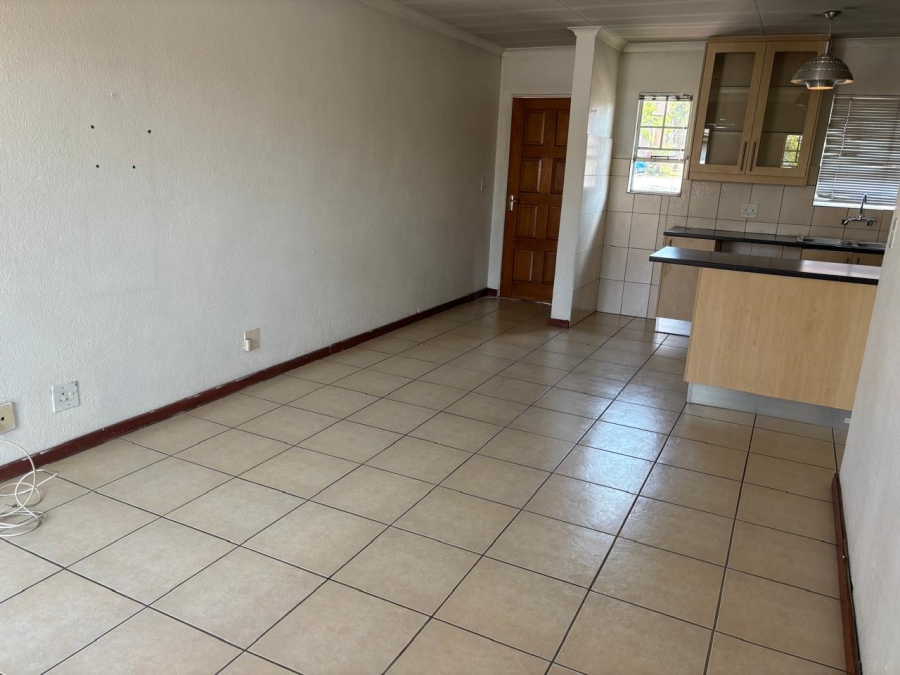 To Let 1 Bedroom Property for Rent in Vorna Valley Gauteng