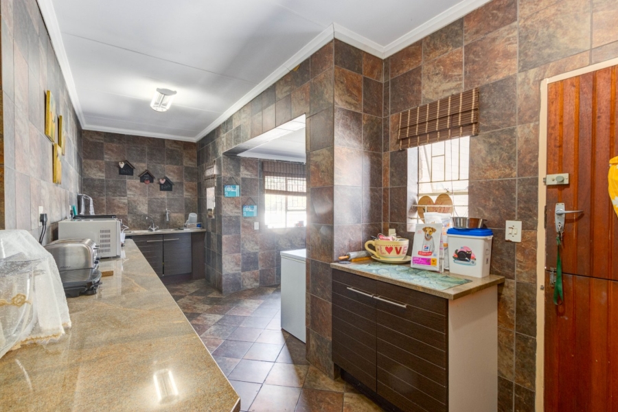 4 Bedroom Property for Sale in Sunward Park Gauteng